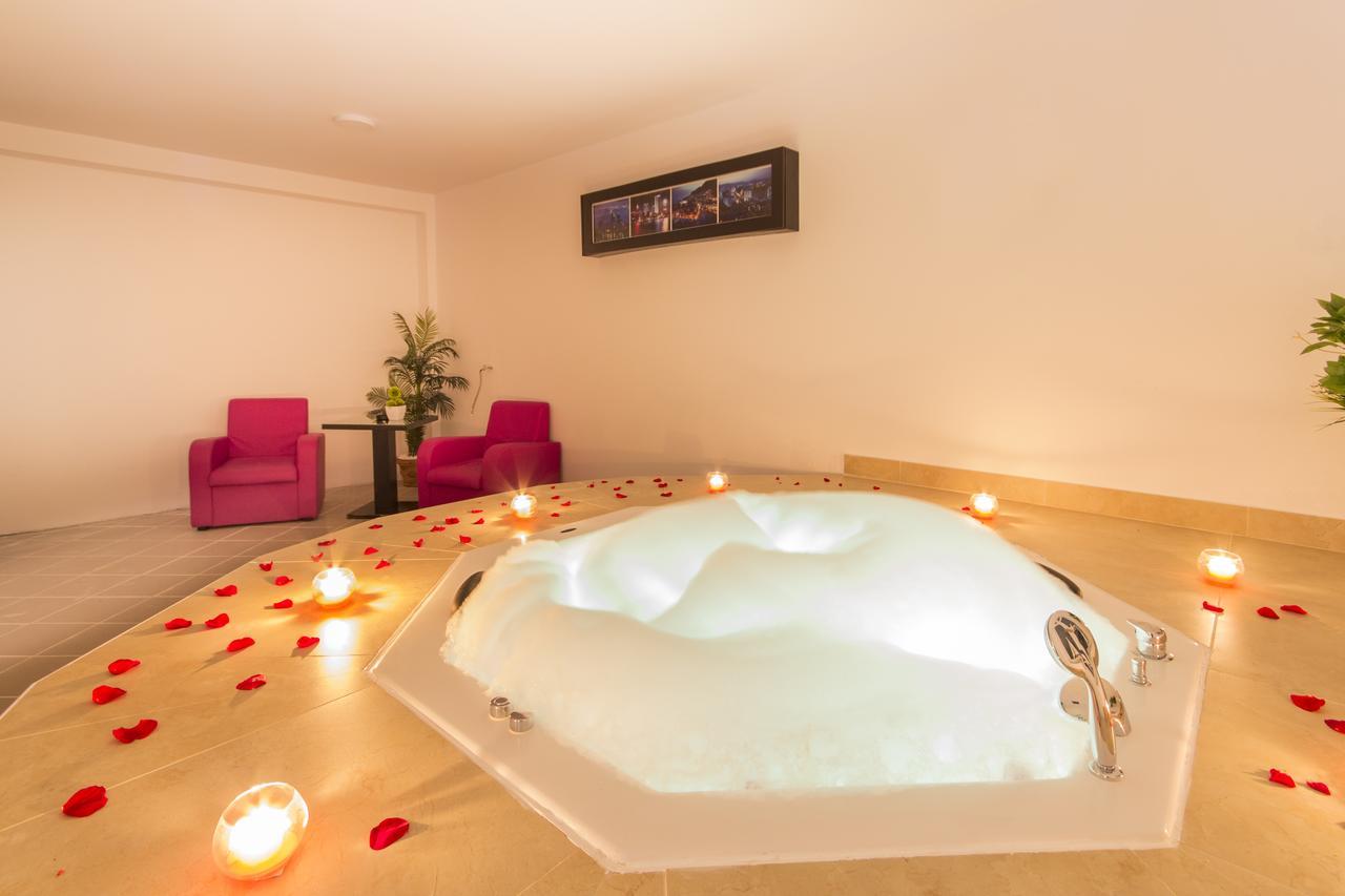 Miami Spa And Wellness เบลเกรด ภายนอก รูปภาพ