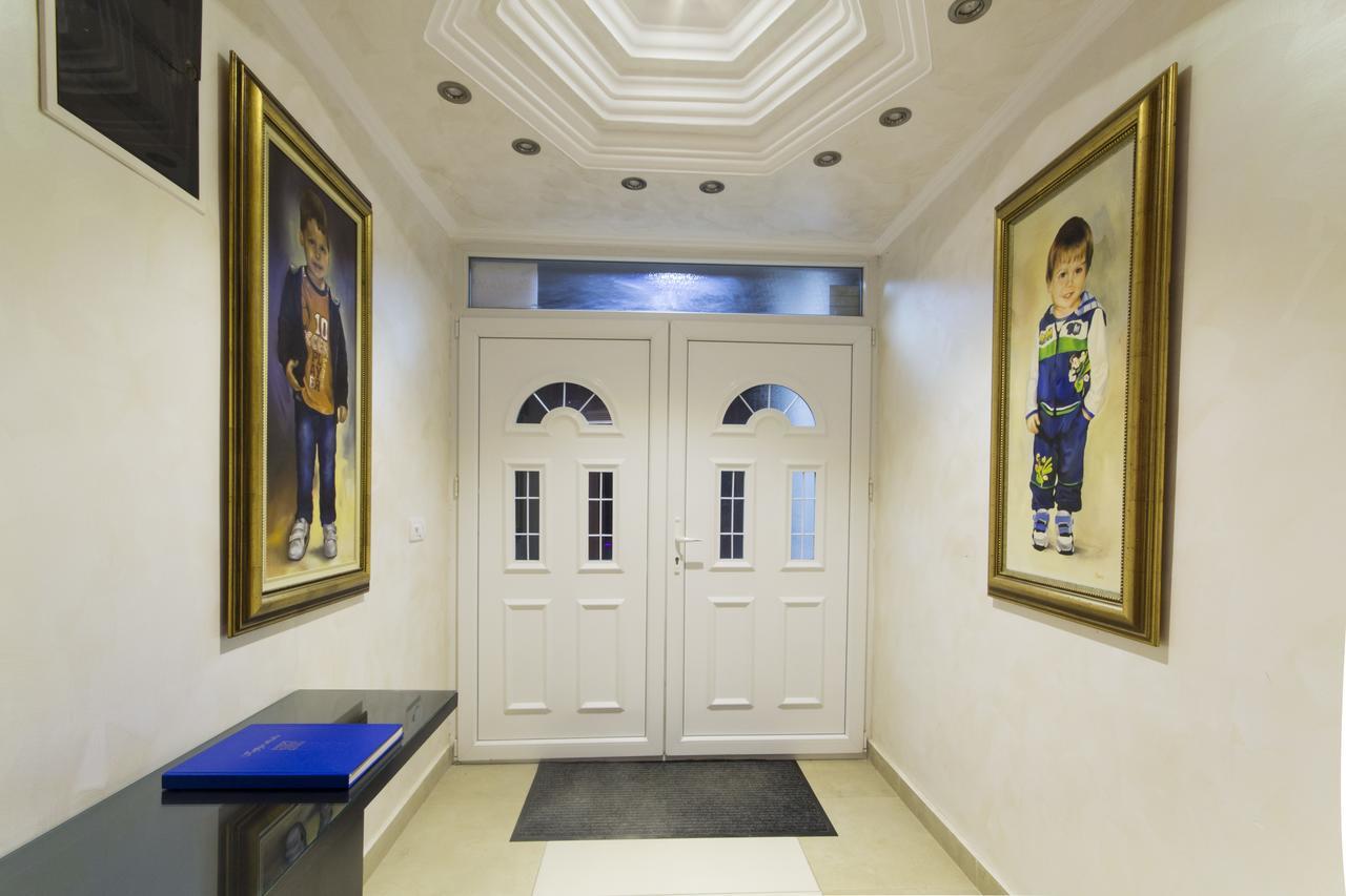 Miami Spa And Wellness เบลเกรด ภายนอก รูปภาพ